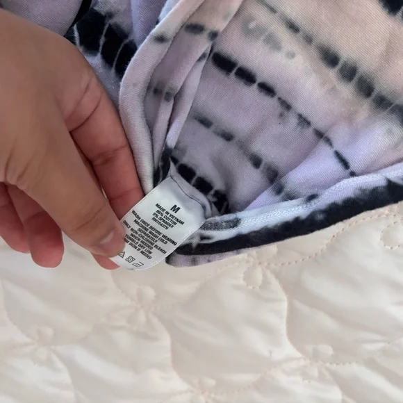 Aeropostale Black and Purple Tie-Dye Camisole - Picture 6 of 6